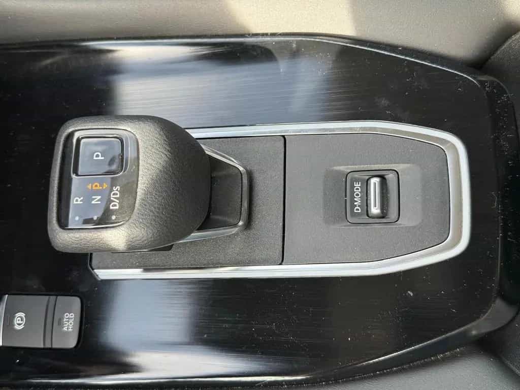 Nissan Qashqai 1.3 DIG-T N-Connecta Automatik Navi 12/2021-photo-21