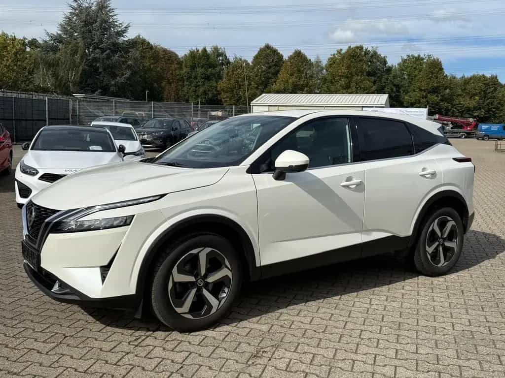 Nissan Qashqai 1.3 DIG-T N-Connecta Automatik Navi 12/2021-photo-3