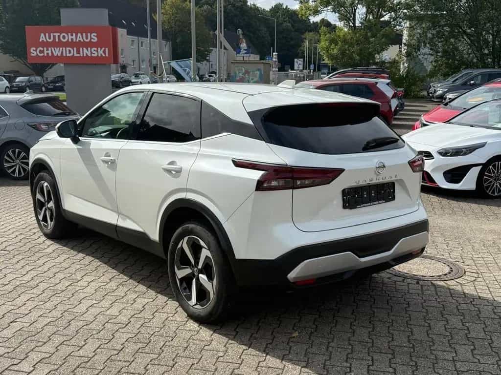 Nissan Qashqai 1.3 DIG-T N-Connecta Automatik Navi 12/2021-photo-4