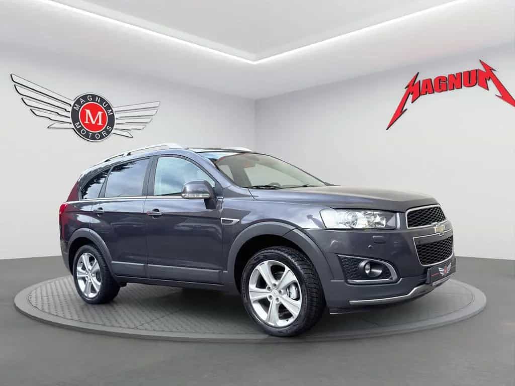 Chevrolet Captiva 2.2 D LTZ 4WD *7xSitz*Aut.*Leder*AHK* 01/2014-photo-2