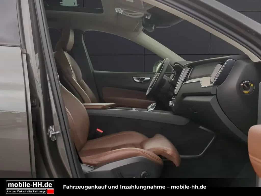 Volvo XC60 Inscription AWD*PANO*KAMERA*LEDER*ACC* 01/2020-photo-23