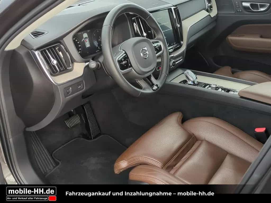 Volvo XC60 Inscription AWD*PANO*KAMERA*LEDER*ACC* 01/2020-photo-9