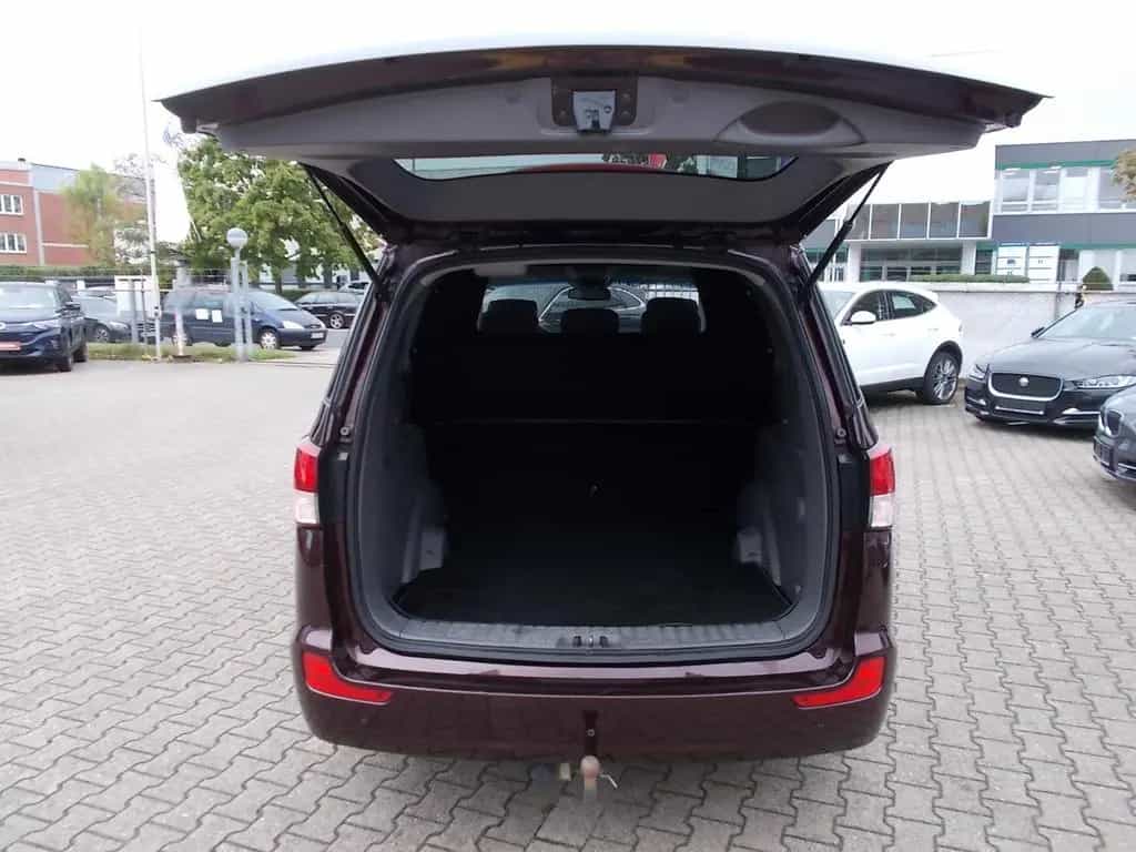 Ssangyong Rodius Sapphire 2WD AHK 5 Sitze Trennwand Navi 03/2015-photo-10