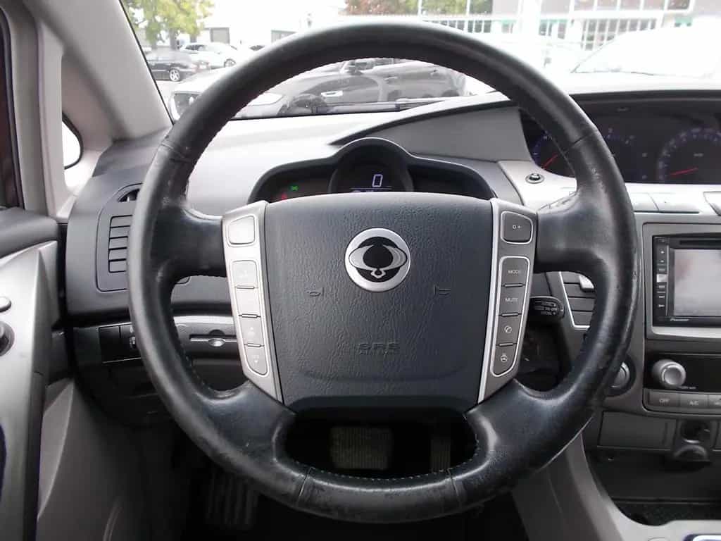 Ssangyong Rodius Sapphire 2WD AHK 5 Sitze Trennwand Navi 03/2015-photo-20