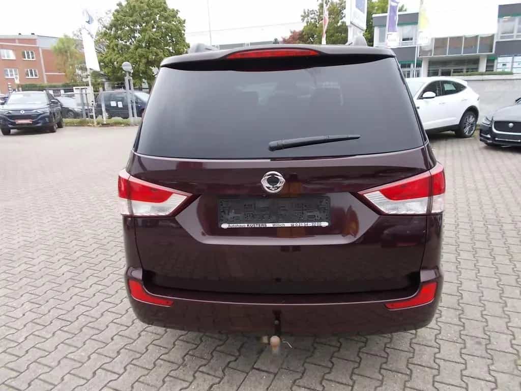 Ssangyong Rodius Sapphire 2WD AHK 5 Sitze Trennwand Navi 03/2015-photo-5