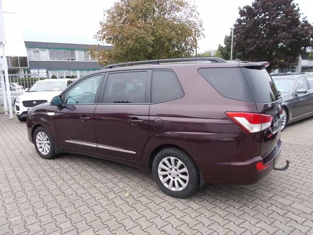 Ssangyong Rodius Sapphire 2WD AHK 5 Sitze Trennwand Navi 03/2015-photo-6