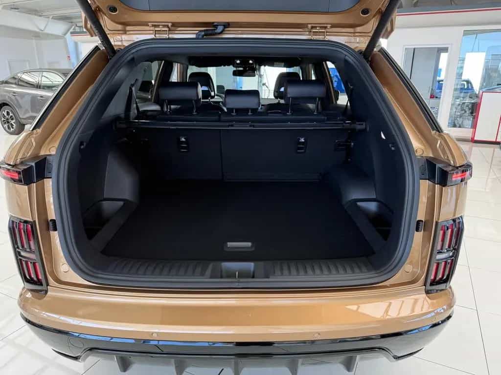 KGM Actyon 1.5 TGDi 120kW AWD Bliss /el. Heckklappe 01/2026-photo-6