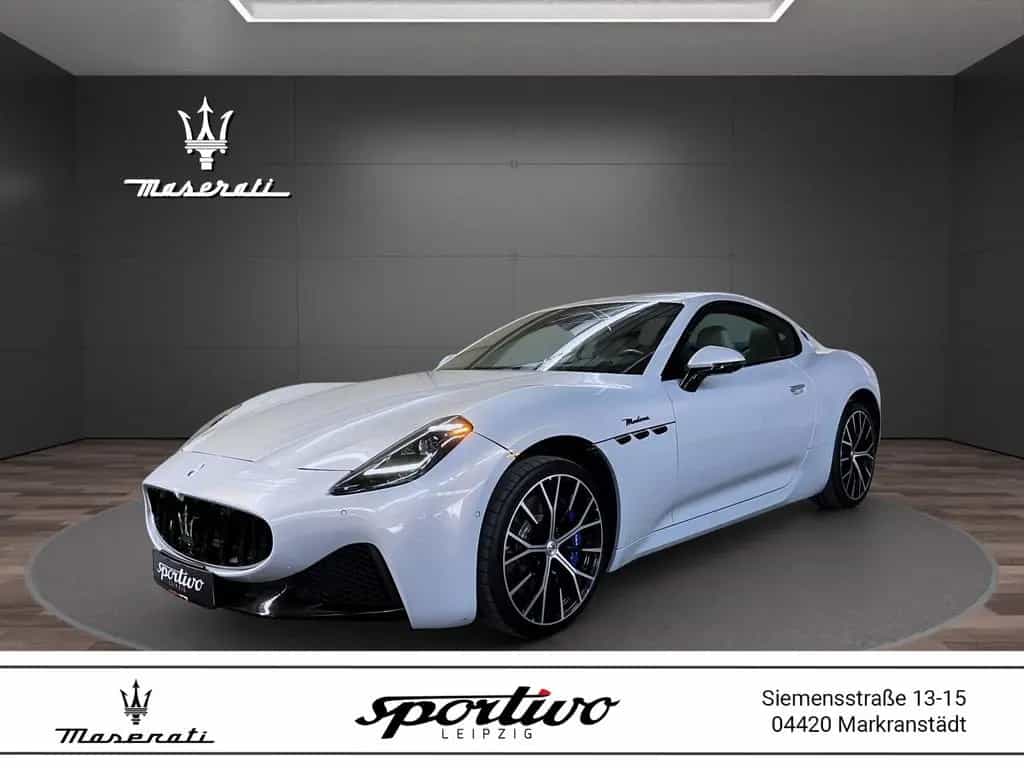 Maserati Granturismo Modena 03/2024-photo-0
