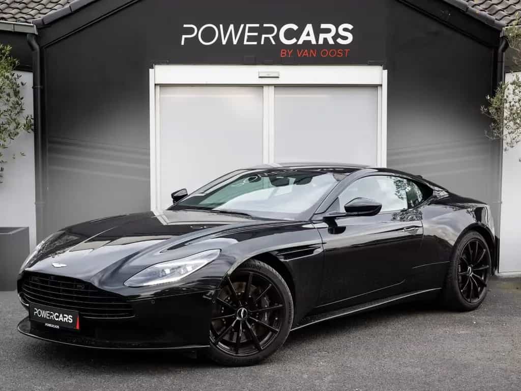 Aston Martin DB11 4.0 V8 Coupe | Full Black | Full History 10/2020-photo-0