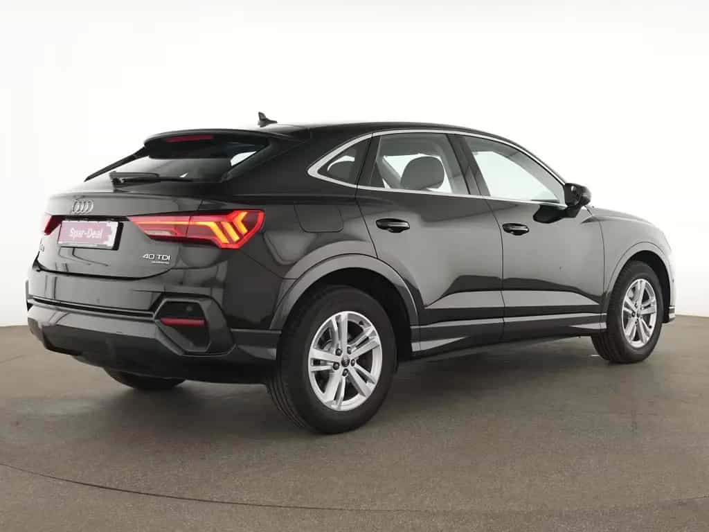 Audi Q3 Sportback quattro|LED|Paket Business|AHK 07/2022-photo-6