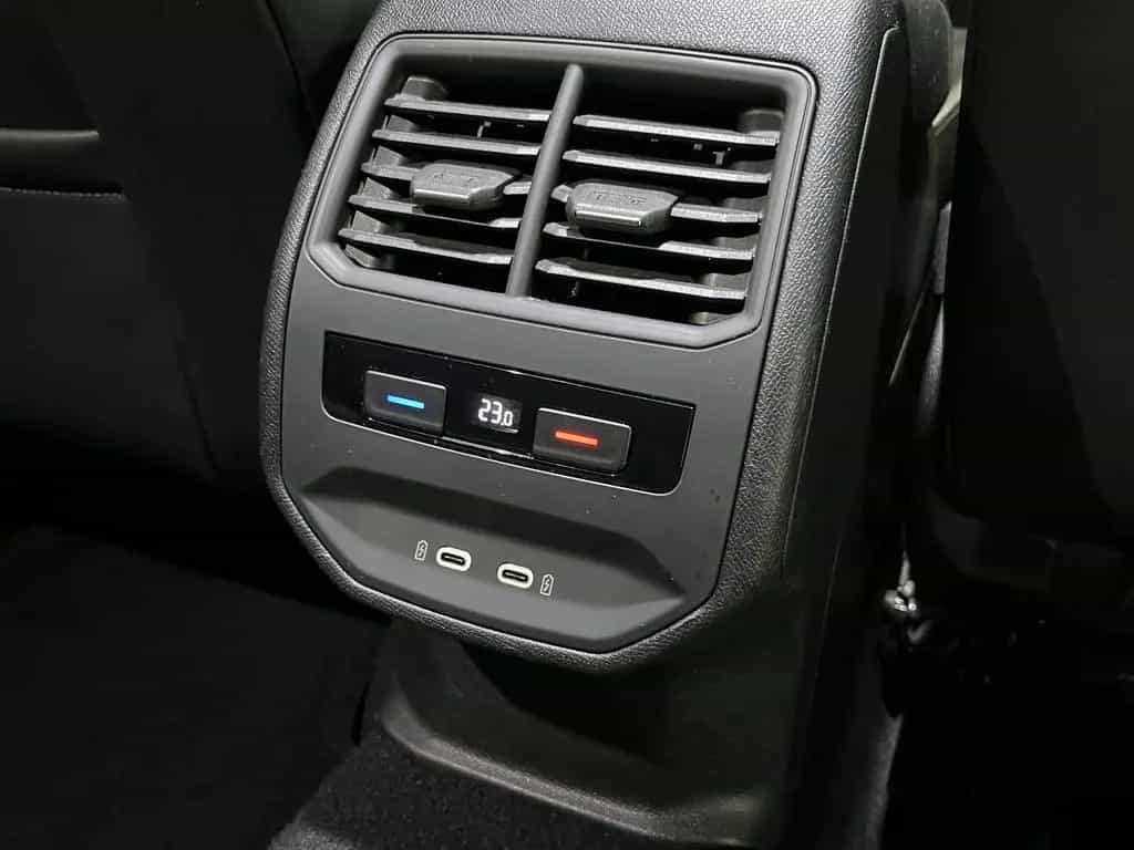 Seat Leon FR Pano dig.Cockpit AmbienteLicht LED R.Cam 04/2021-photo-19