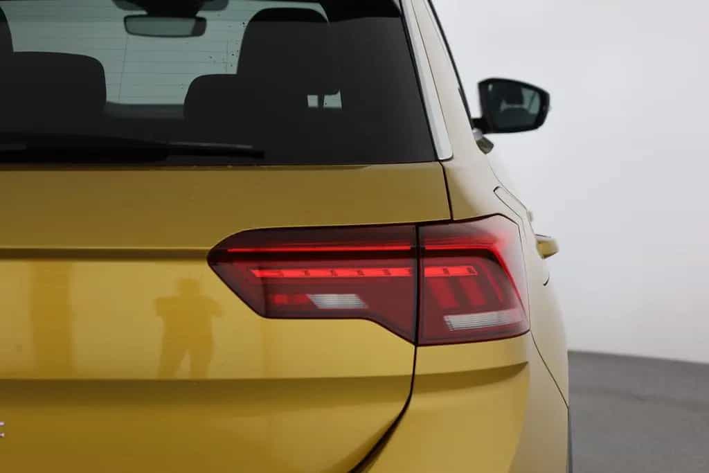 Volkswagen T-Roc 1.5 TSI DSG R-Line LED Navi Sitzheizung 07/2019-photo-30