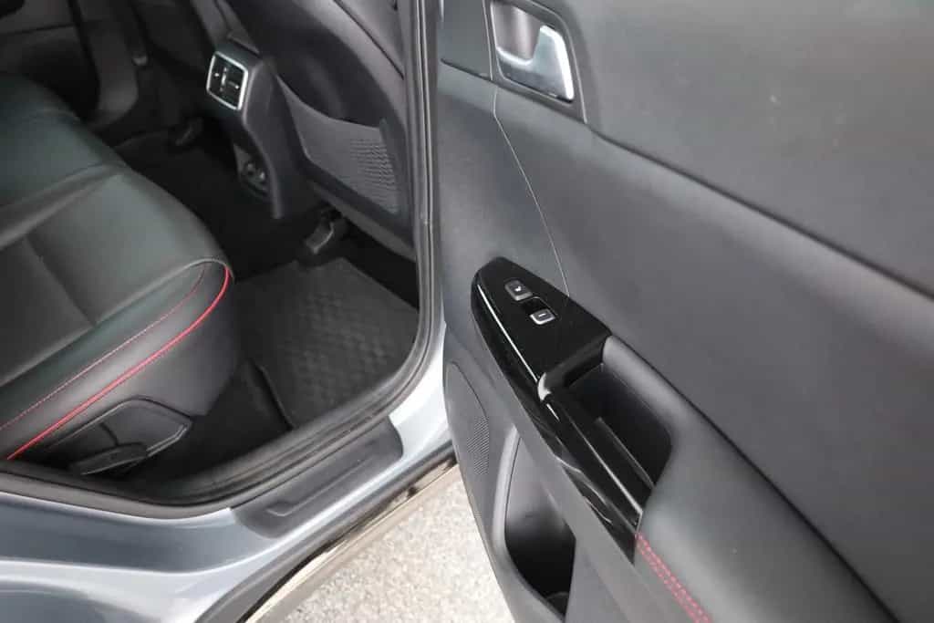 Kia Sportage 1.6 T-GDI GT-Line 4WD LED Navi Sitzluft 08/2019-photo-28