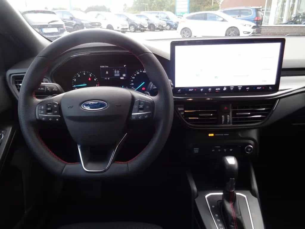 Ford Focus Turnier ST-Line 04/2022-photo-10