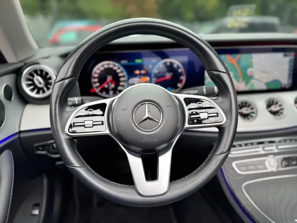 Mercedes-Benz E-Class 200 CABRIO*AMG 20ZOLL*WIDESCREEN* 08/2019-photo-24