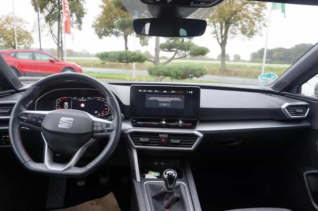 Seat Leon Sportstourer FR 05/2022-photo-13
