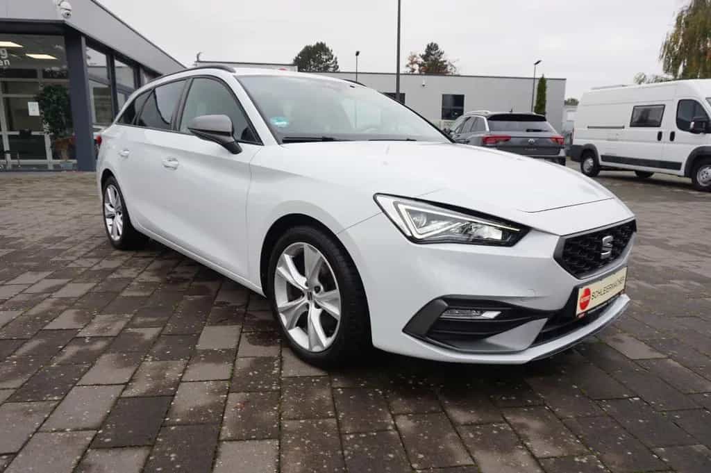 Seat Leon Sportstourer FR 05/2022-photo-2