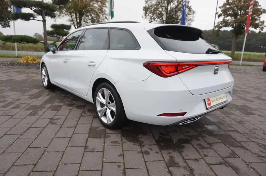 Seat Leon Sportstourer FR 05/2022-photo-8