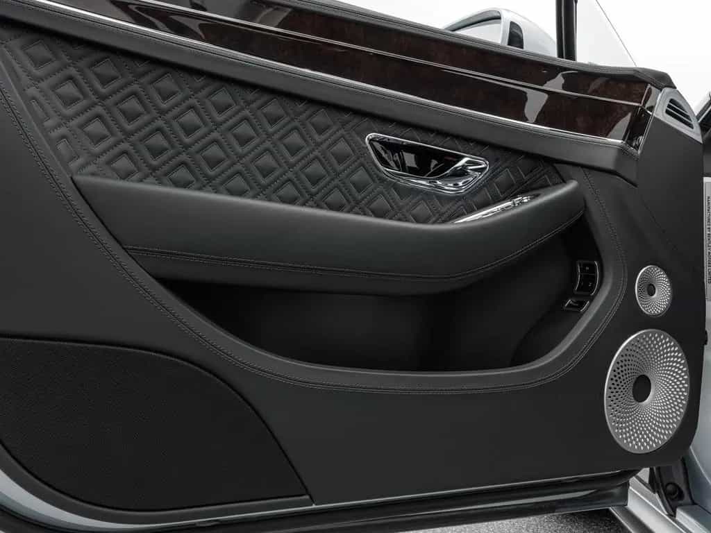 Bentley Continental GT Speed / Carbon Ceramic Brakes 08/2022-photo-9