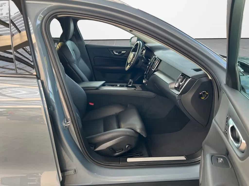 Volvo V60 Cross Country Plus AHK ACC 03/2023-photo-10
