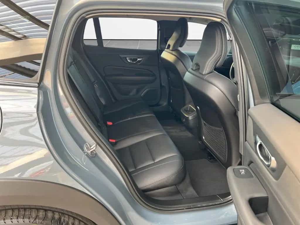 Volvo V60 Cross Country Plus AHK ACC 03/2023-photo-11