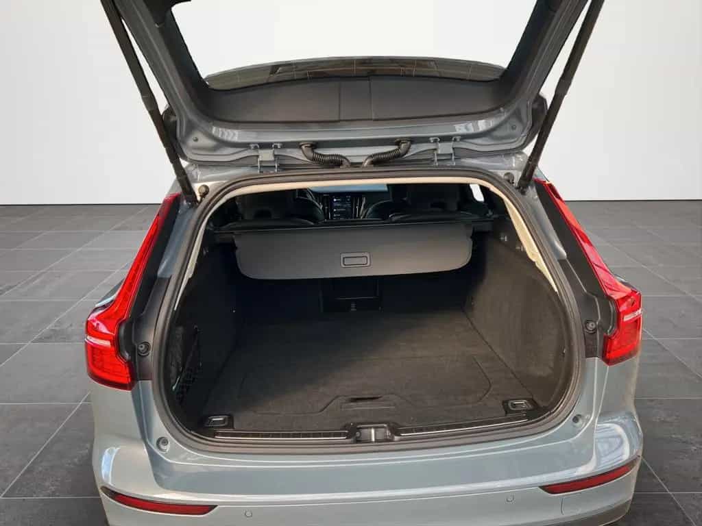 Volvo V60 Cross Country Plus AHK ACC 03/2023-photo-12