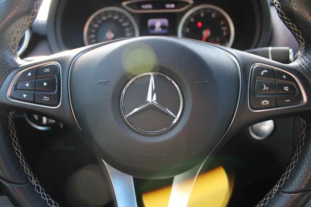 Mercedes-Benz B 250 4Matic Navi Pano H&K LED STD.HZ. 02/2018-photo-11