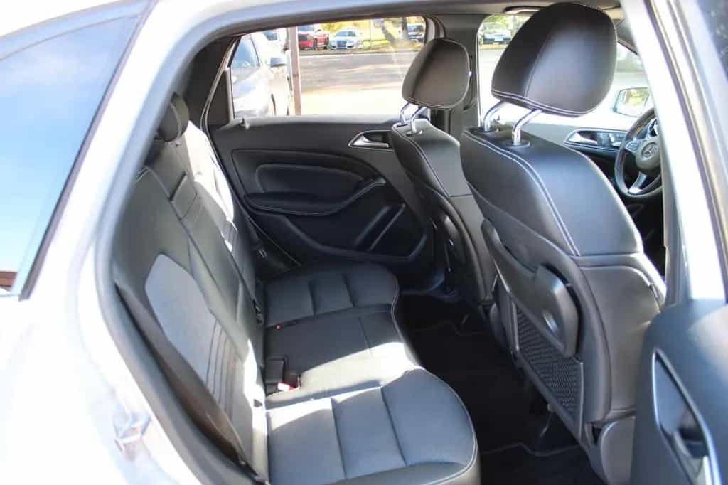 Mercedes-Benz B 250 4Matic Navi Pano H&K LED STD.HZ. 02/2018-photo-31