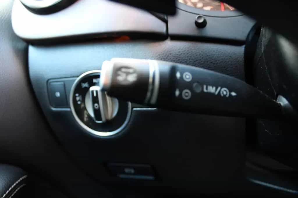 Mercedes-Benz B 250 4Matic Navi Pano H&K LED STD.HZ. 02/2018-photo-4