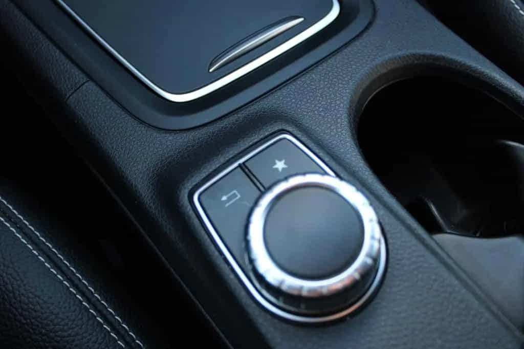 Mercedes-Benz B 250 4Matic Navi Pano H&K LED STD.HZ. 02/2018-photo-41