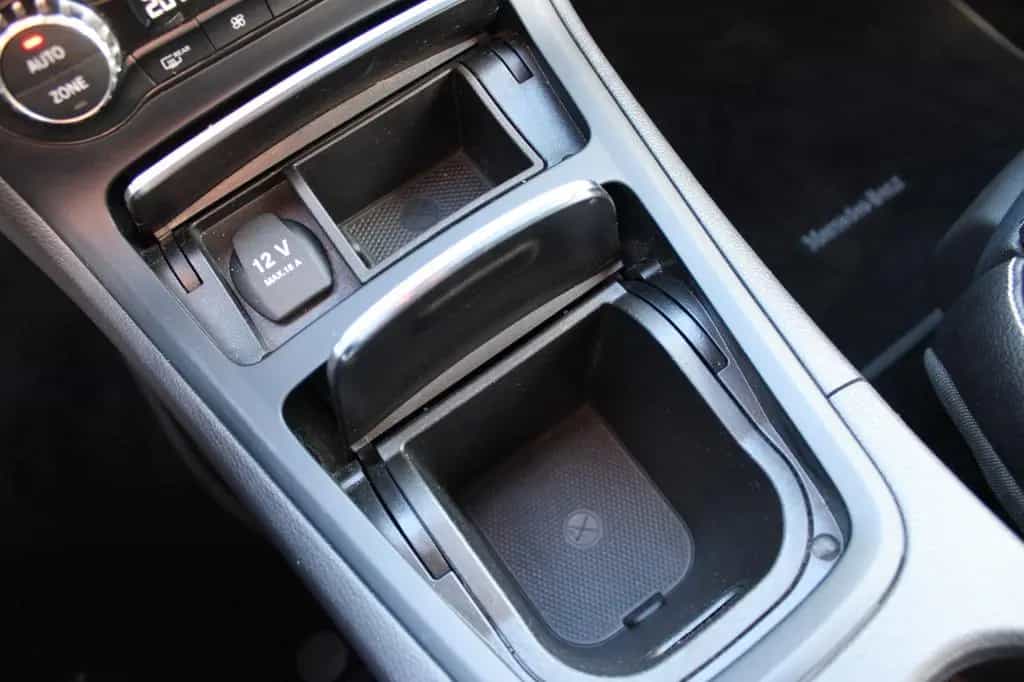 Mercedes-Benz B 250 4Matic Navi Pano H&K LED STD.HZ. 02/2018-photo-45