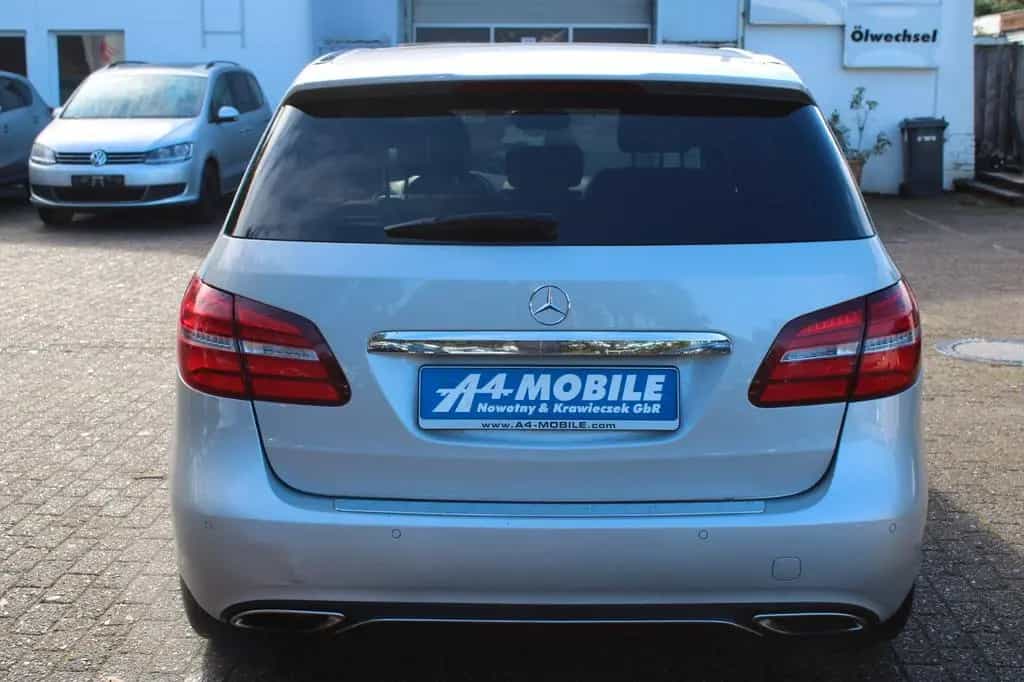 Mercedes-Benz B 250 4Matic Navi Pano H&K LED STD.HZ. 02/2018-photo-8