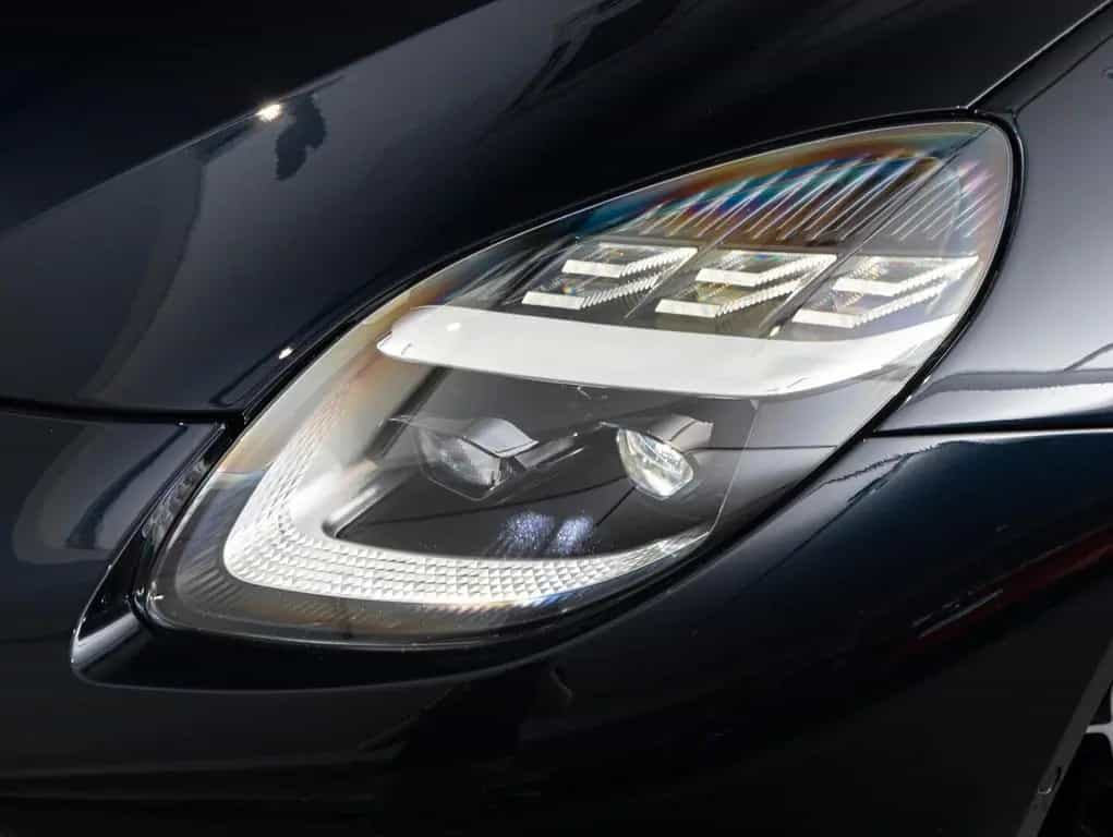 Aston Martin Vanquish , PPF 01/2025-photo-8