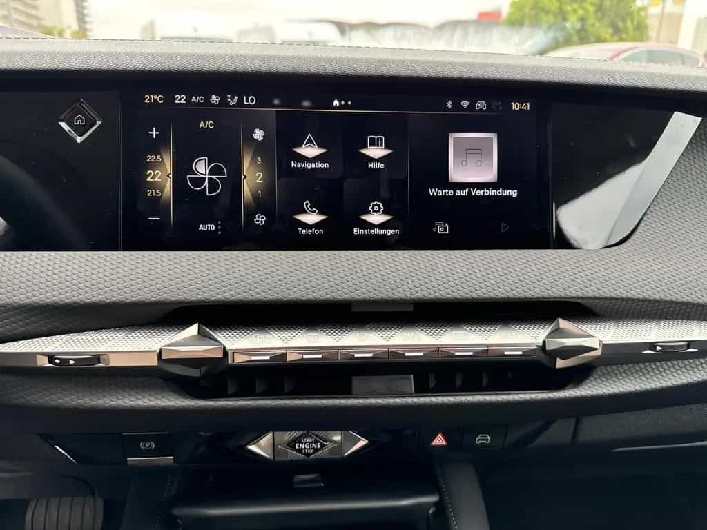 DS Automobiles DS4 Rivoli NAVI+CARPLAY+SCHALTWIPPEN 03/2024-photo-11