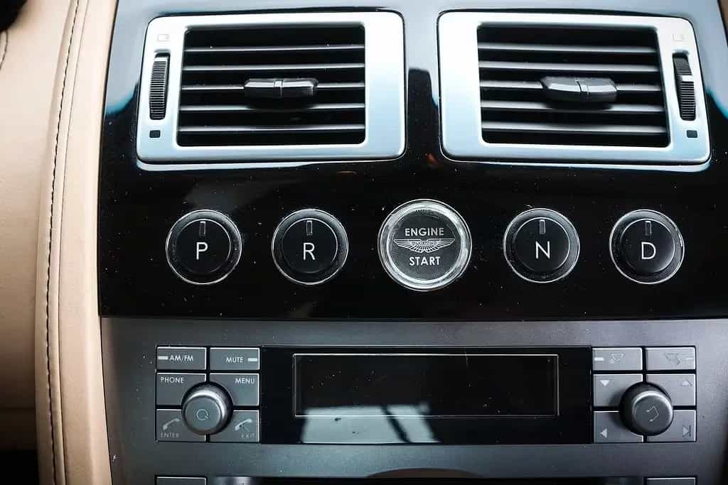 Aston Martin DB9 5.9 V12 Touchtronic 02/2008-photo-12