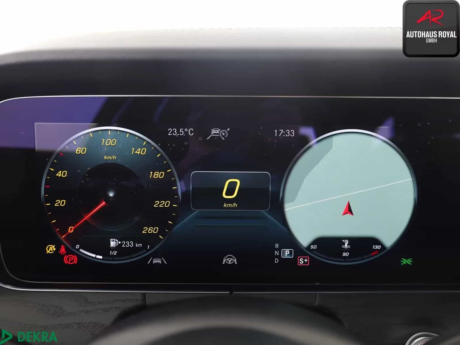 Mercedes-Benz E-Class 400 06/2021-photo-13
