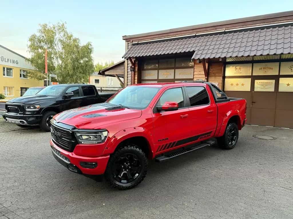 Dodge RAM V8*SPORT*LIFT*4X4*AHK*LED*OFFROAD*NAVI*GARANTIE 12/2022-photo-1
