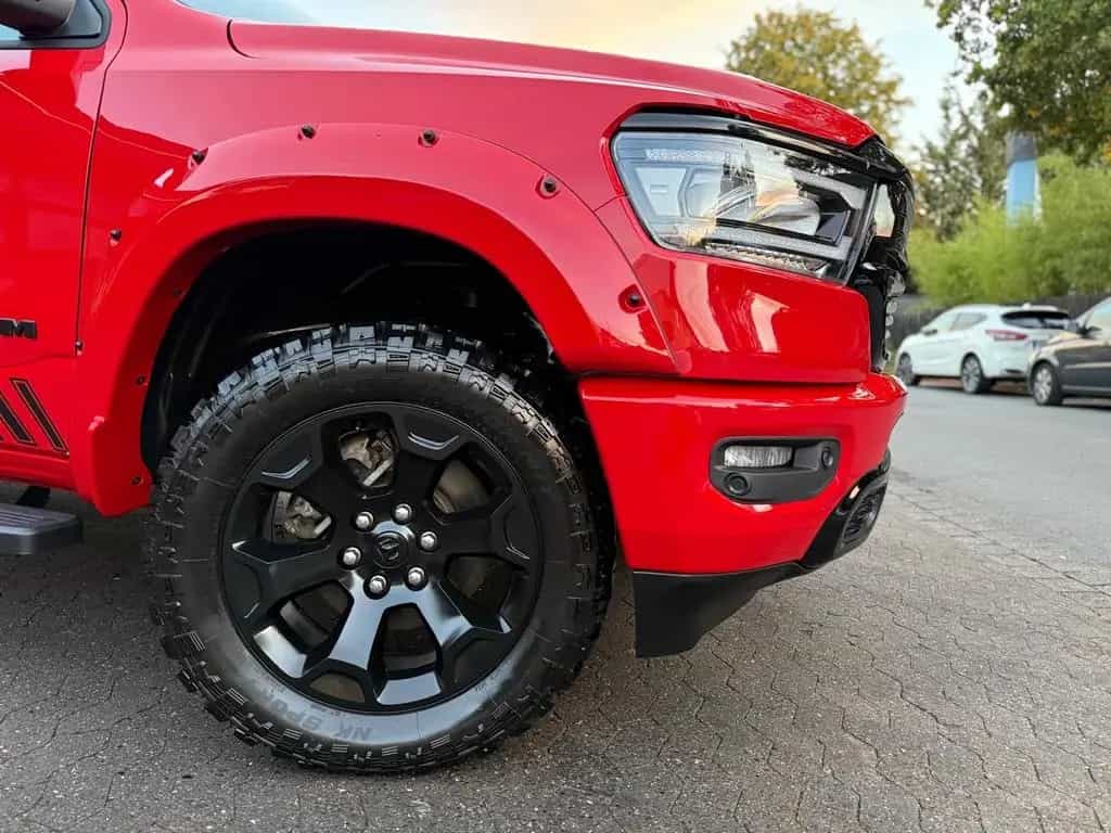 Dodge RAM V8*SPORT*LIFT*4X4*AHK*LED*OFFROAD*NAVI*GARANTIE 12/2022-photo-15