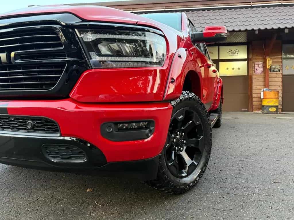 Dodge RAM V8*SPORT*LIFT*4X4*AHK*LED*OFFROAD*NAVI*GARANTIE 12/2022-photo-4