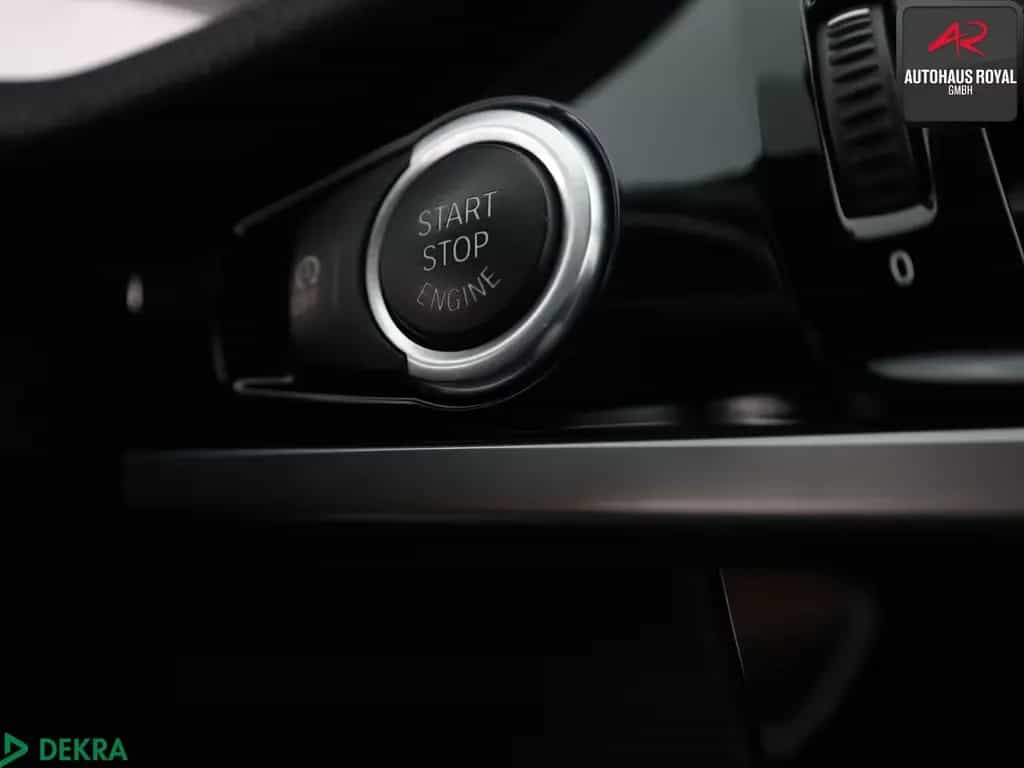 BMW X4 M40 i SHADOW LINE GLASDACH,HEADUP,SCHECKHEFT 10/2017-photo-16