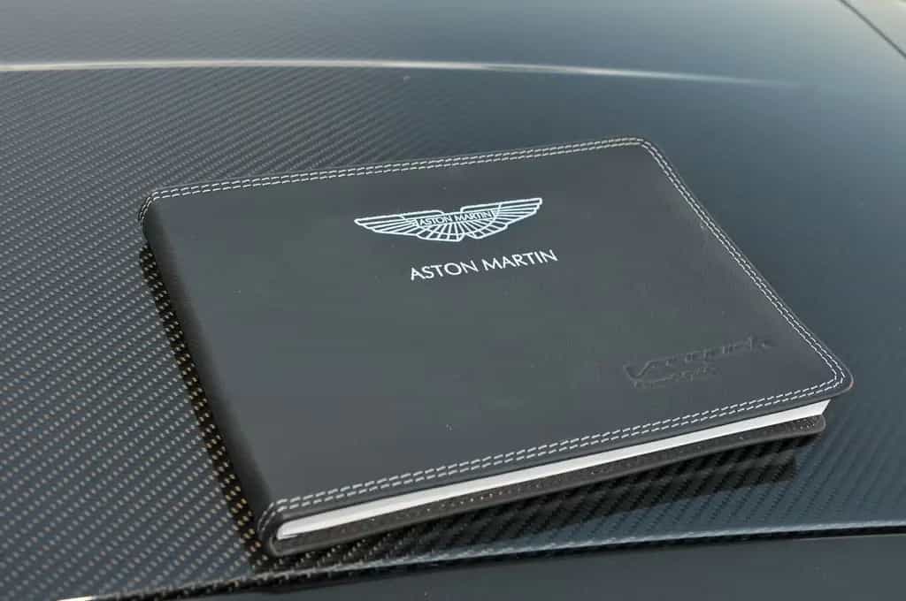 Aston Martin Vanquish 6.0 Carbon Bang & Olufsen Keramik 01/2014-photo-18