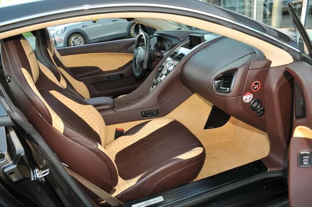 Aston Martin Vanquish 6.0 Carbon Bang & Olufsen Keramik 01/2014-photo-8