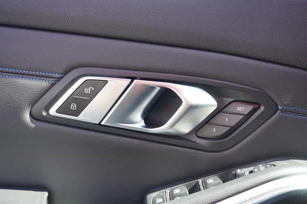 BMW 3 Series 330d M-Sport Touring Aut. LED ACC Navi 05/2023-photo-34