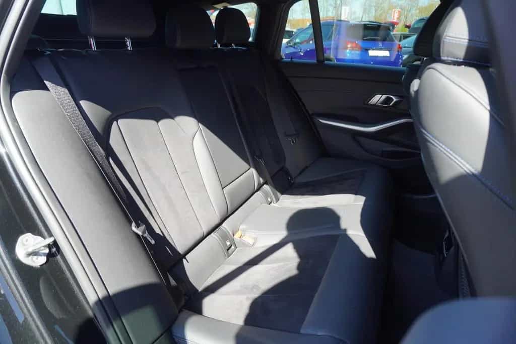 BMW 3 Series 330d M-Sport Touring Aut. LED ACC Navi 05/2023-photo-9