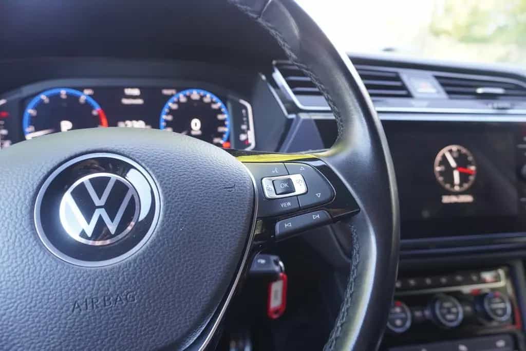 Volkswagen Touran 1.5 TSI R-Line DSG LED Navi ACC PDC 05/2021-photo-22