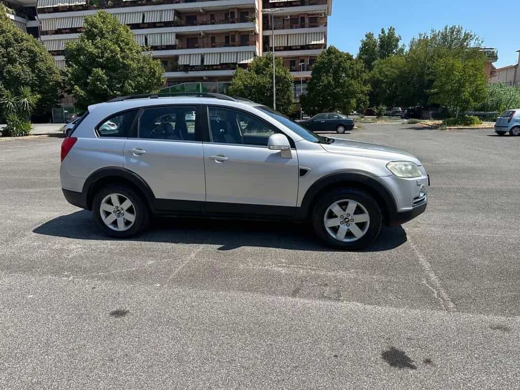 Chevrolet Captiva 2.0 VCDi LT 09/2008-photo-4
