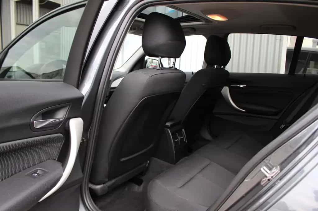 BMW 1 Series 118d Automatik+Navi+ESD+Klimaaut+PDC 11/2013-photo-11