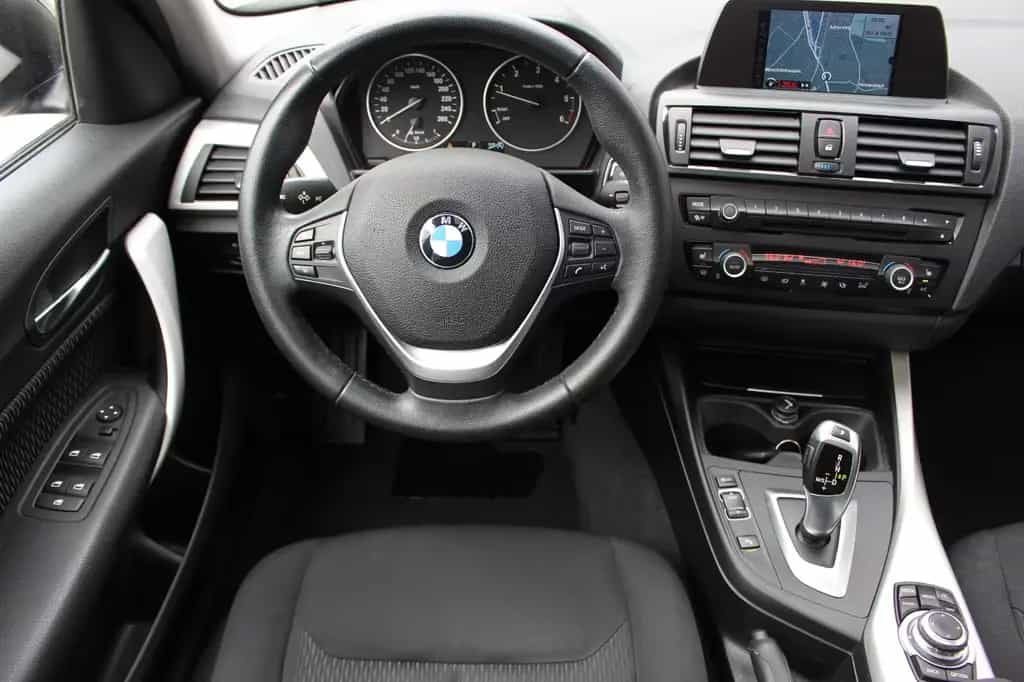 BMW 1 Series 118d Automatik+Navi+ESD+Klimaaut+PDC 11/2013-photo-16