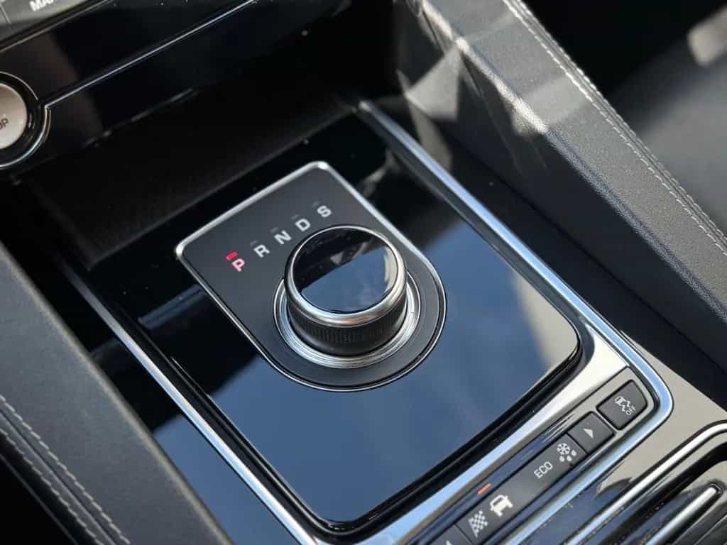 Jaguar F-Pace R-Sport/AWD/Leder/Kamera/Meridian 03/2018-photo-18
