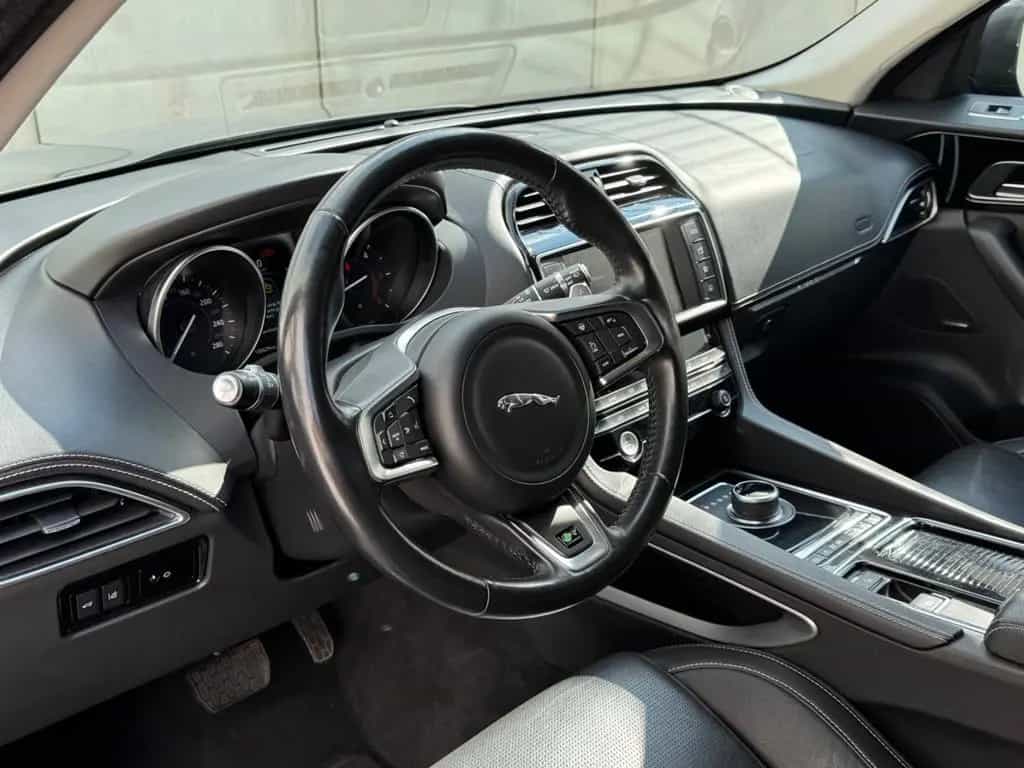 Jaguar F-Pace R-Sport/AWD/Leder/Kamera/Meridian 03/2018-photo-7
